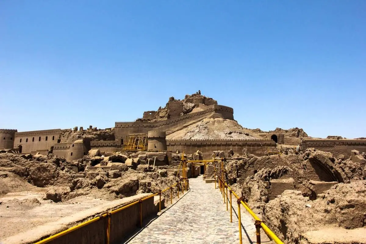 بم ۲۰ سال پس از زلزله