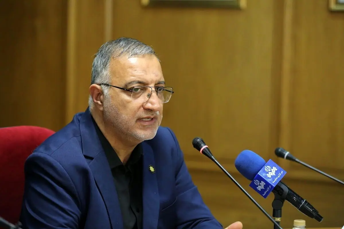 زاکانی: به نام شهرداری کار انتخاباتی کردن حرام مطلق است