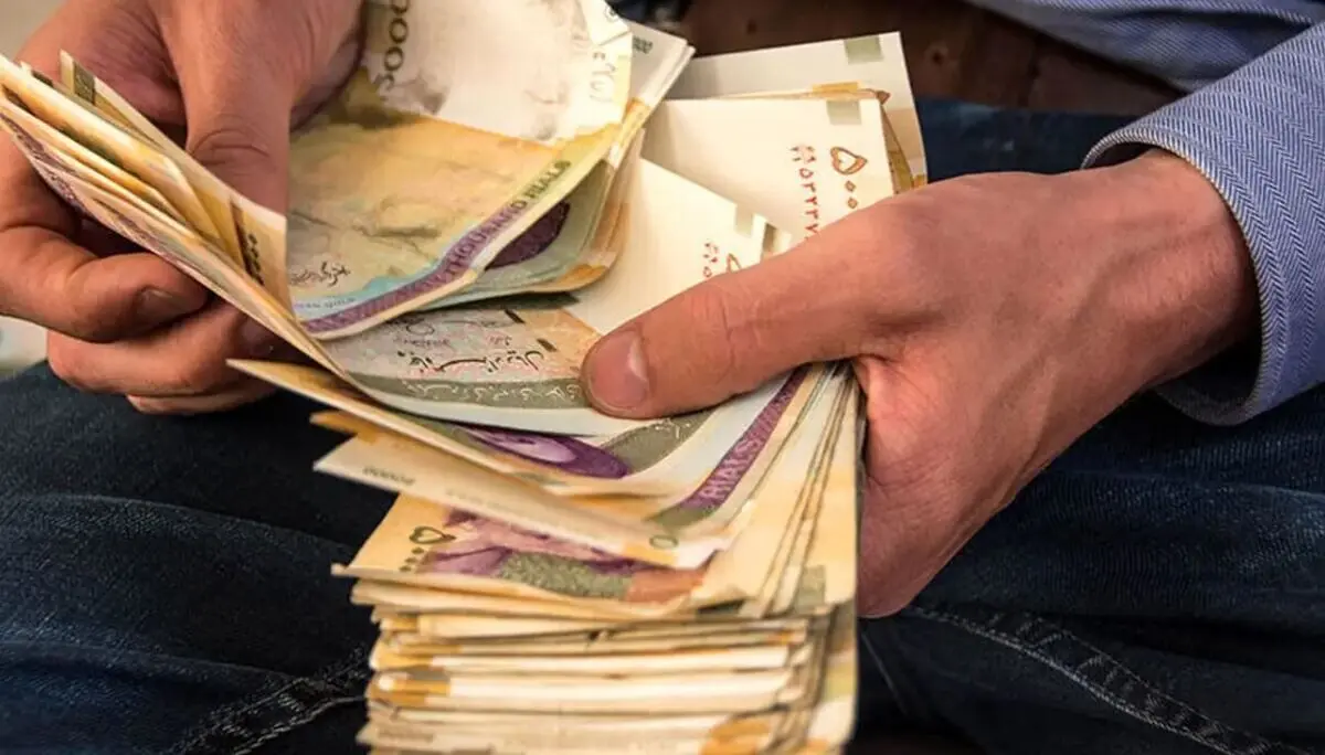 رقم عیدی کارگران و کارمندان اعلام شد/ اعلام زمان پرداخت