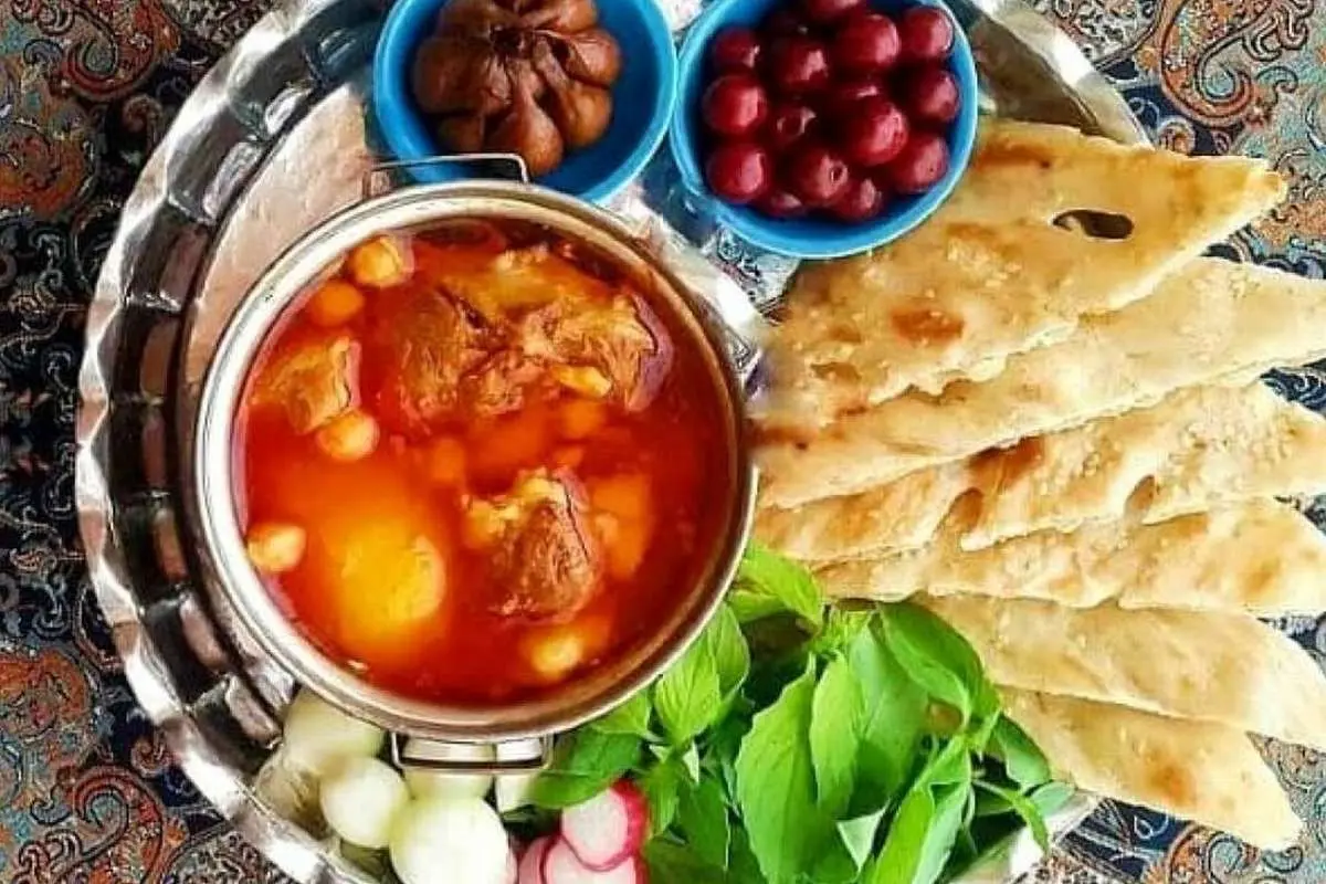 طرز تهیه آبگوشت هویج خوشمزه؛ غذای محلی استان قم