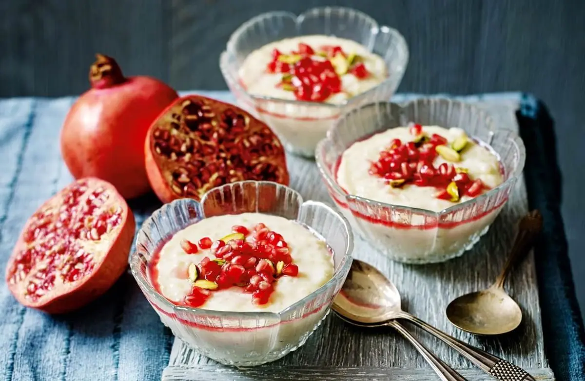 طرز تهیه دسر ماست و انار یخچالی؛ خوشمزه و مجلسی