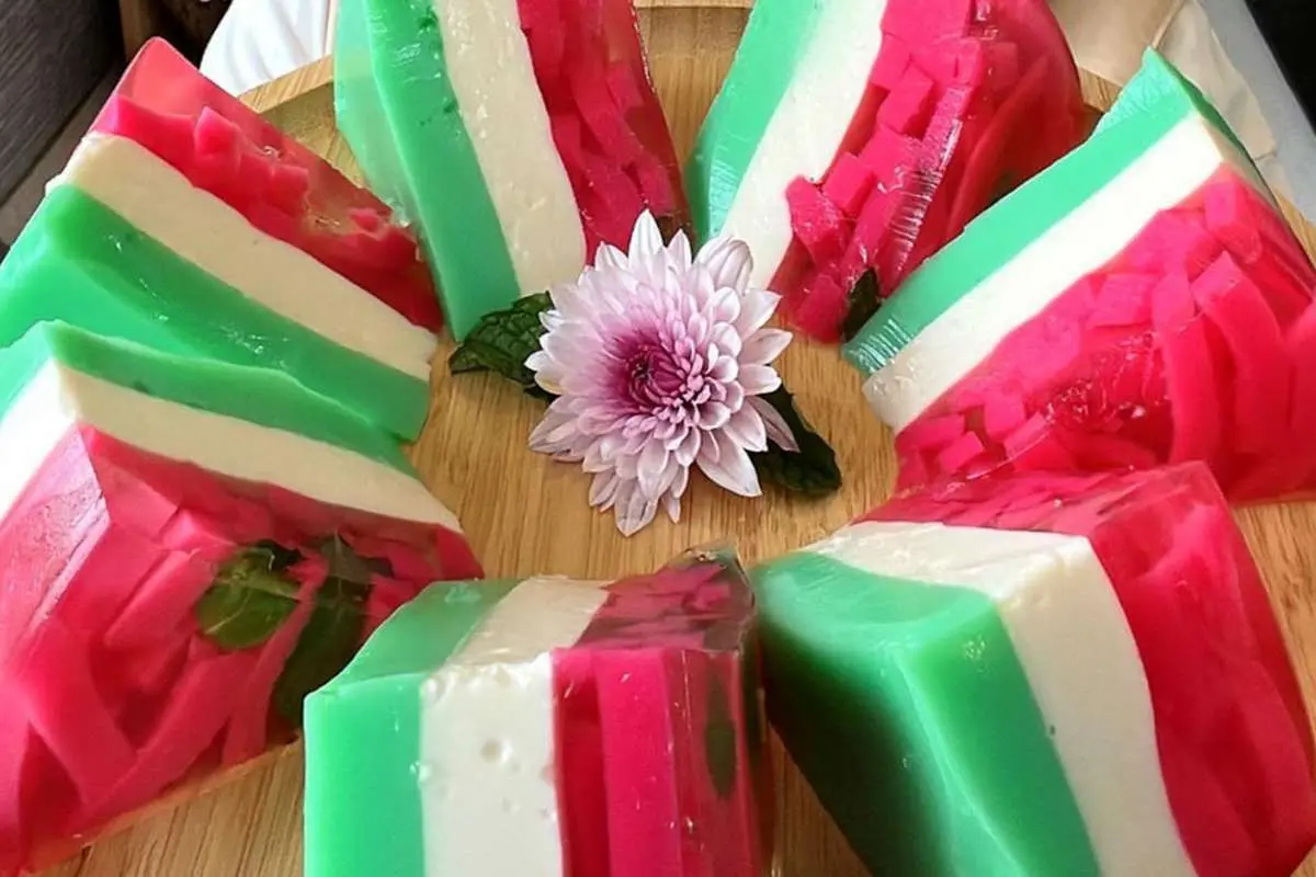 (ویدیو) دسر ژله ای شب یلدا رو متفاوت درست کن