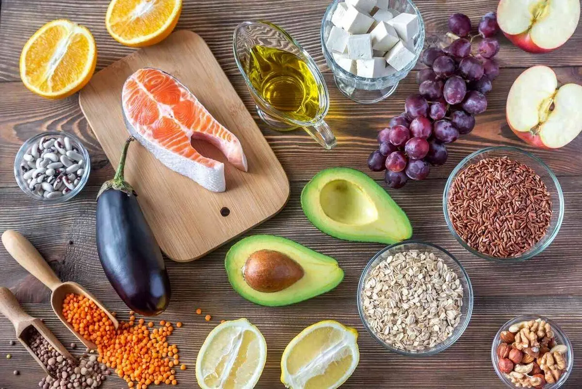 چه مواد غذایی برای مشکلات گوارشی مفیدند؟