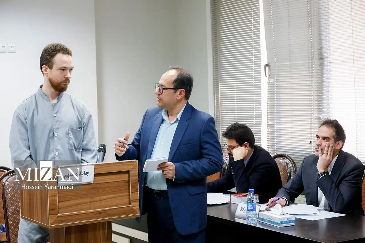 (تصاویر) دومین جلسه دادگاه رسیدگی به اتهامات یوهان فلودروس