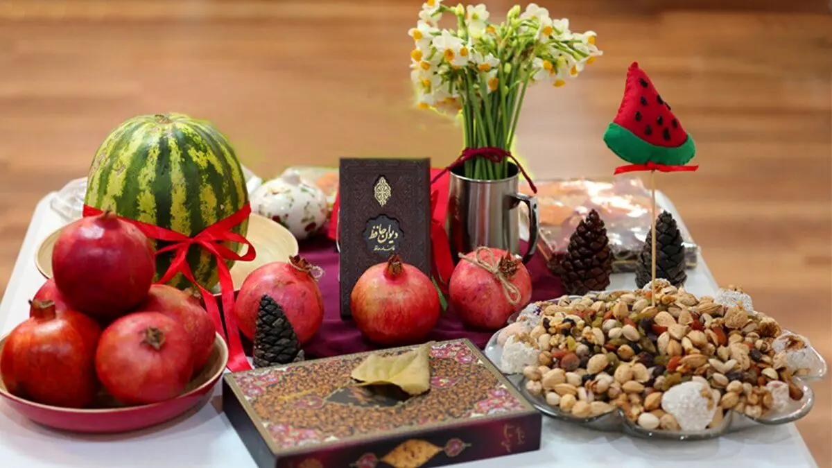 ۶ راهکار برای فرار از نفخ بعد از پرخوری در شب یلدا