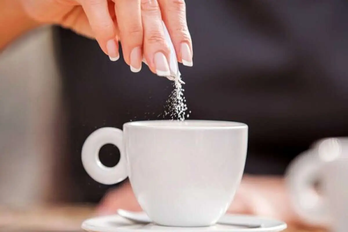 ۶ راهکار برای مهار میل مصرف شیرینی و شکر