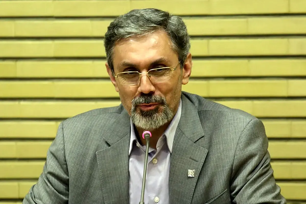 (ویدئو) پزشک هندی و بنگلادشی هم دیگر ایران نمی‌آید/ صندلی‌های خالی آزمون دستیاری، کسی دوست ندارد پزشک شود