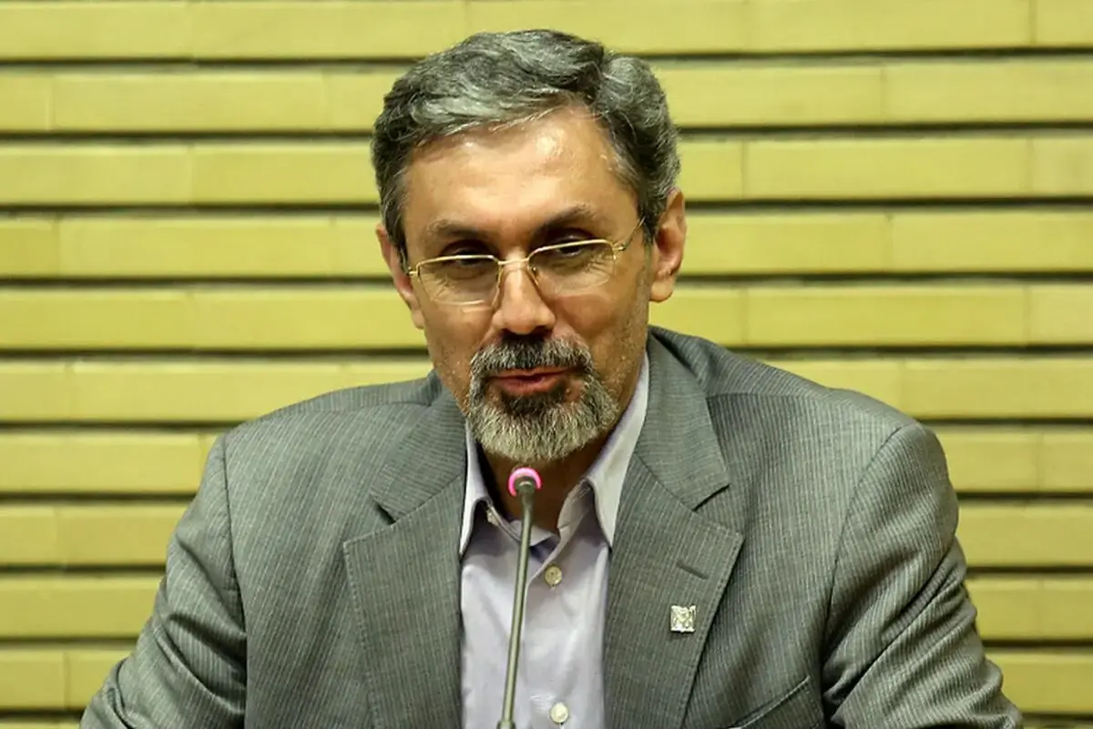 (ویدئو) پزشک هندی و بنگلادشی هم دیگر ایران نمی‌آید/ صندلی‌های خالی آزمون دستیاری، کسی دوست ندارد پزشک شود