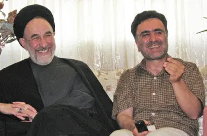 عکس> خاتمی به دیدار تاج زاده رفت