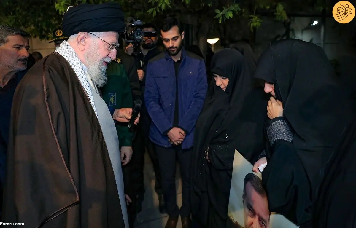 (ویدئو) گفتگوی رهبر انقلاب با خانواده شهید سید رضی موسوی