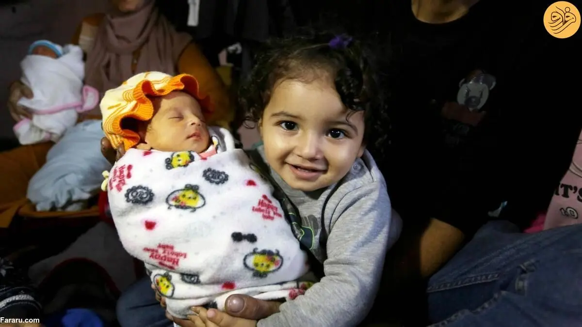 (تصاویر) زن فلسطینی در بحبوحه جنگ در غزه چهارقلو به دنیا آورد