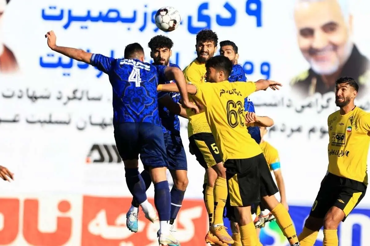 (ویدئو)خلاصه بازی گل گهر ۳ - سپاهان یک