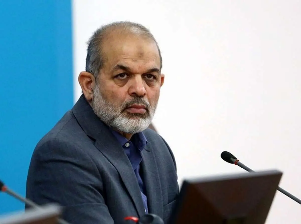 خبر وزیر کشور درباره قیمت تاکسی‌ها