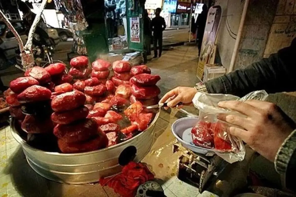 ماجرای تخریب گاری یک لبو فروش در تهران توسط مامور شهرداری