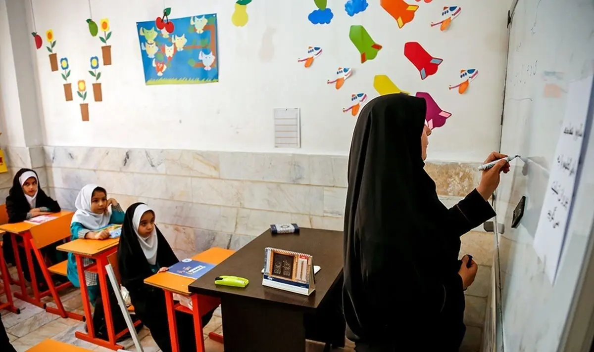 ۴۰۰-۳۰۰ معلم به‌خاطر فعالیت صنفی از رتبه‌بندی محروم شدند؛ مدیران را الک کردند