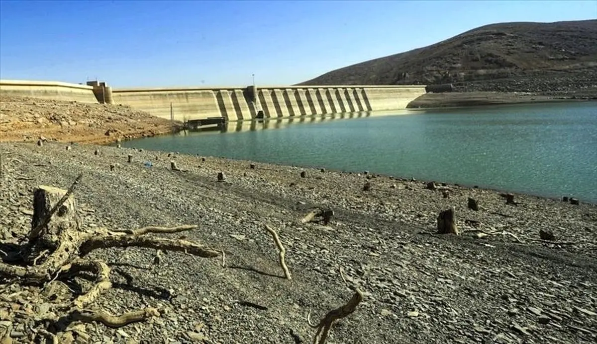 نگران سال سخت