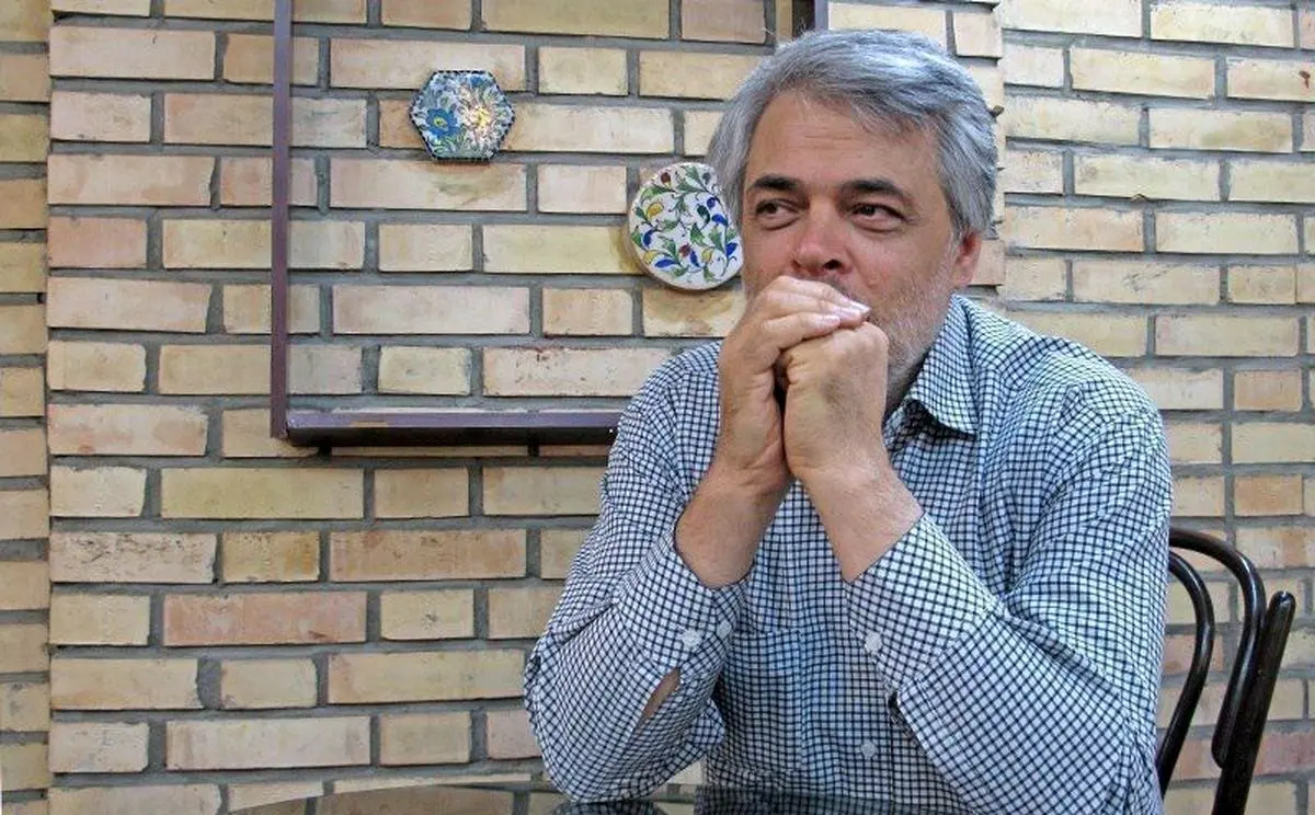 محمد مهاجری: آقای رئیسی استعفا دهید تا انتخابات مجلس همزمان با ریاست‌جمهوری برگزار...