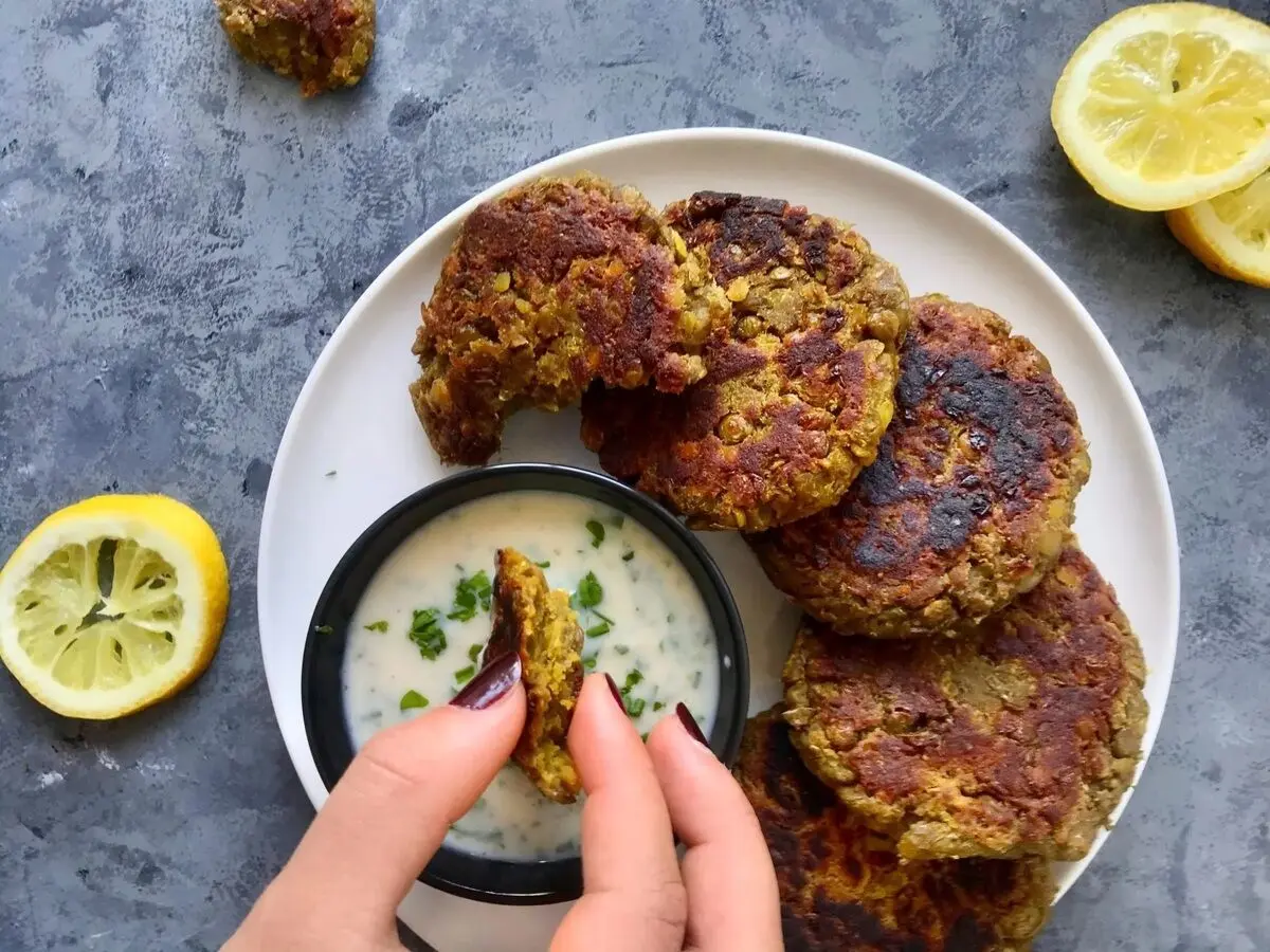 طرز تهیه شامی عدس خانگی؛ یک غذای گیاهی و دلچسب