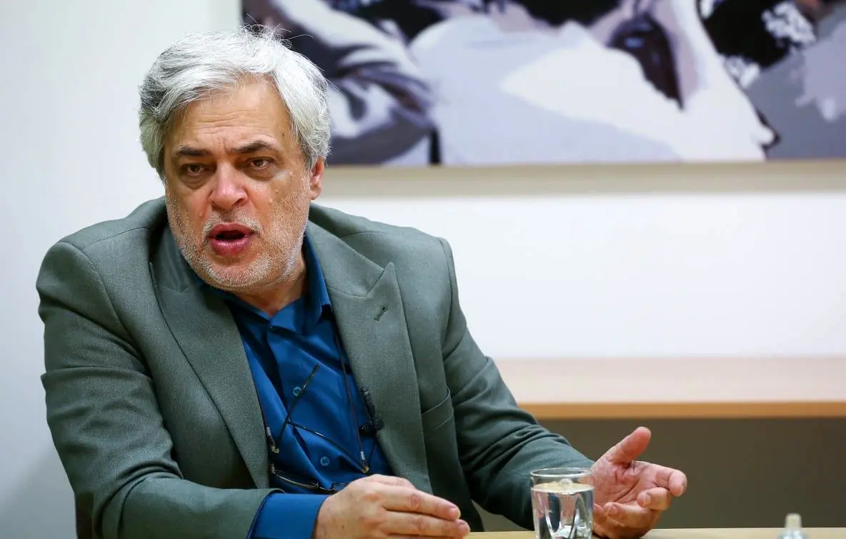 محمد مهاجری: موضوع، علی لاریجانی نیست/ وزن و وجاهت علی شمخانی در افکار عمومی از بین رفته است 