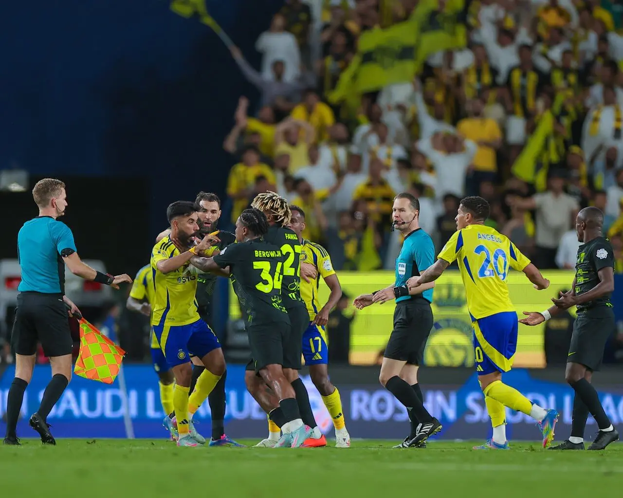 ببینید؛ بزن بزن ستارگان الاتحاد و النصر سانسور شد