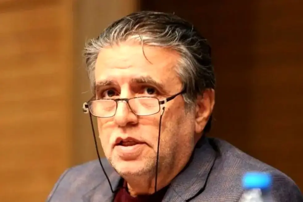 برخی افراد در مسیر ادبیات «آب رو بریز اونجا که می‌سوزه» حرکت می‌کنند!

