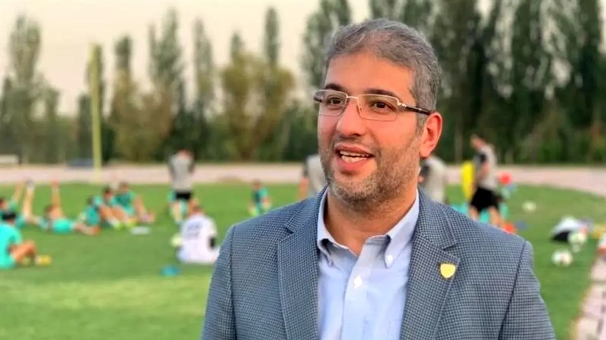 مالک جنجالی در آستانه هدایت نفت آبادان!