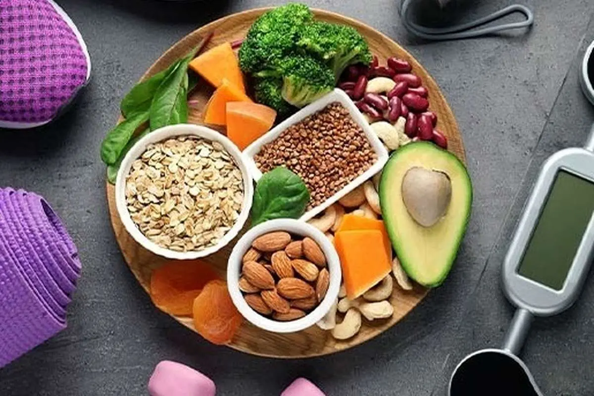 آیا تغذیه می تواند باعث بهبود کمر درد شود؟