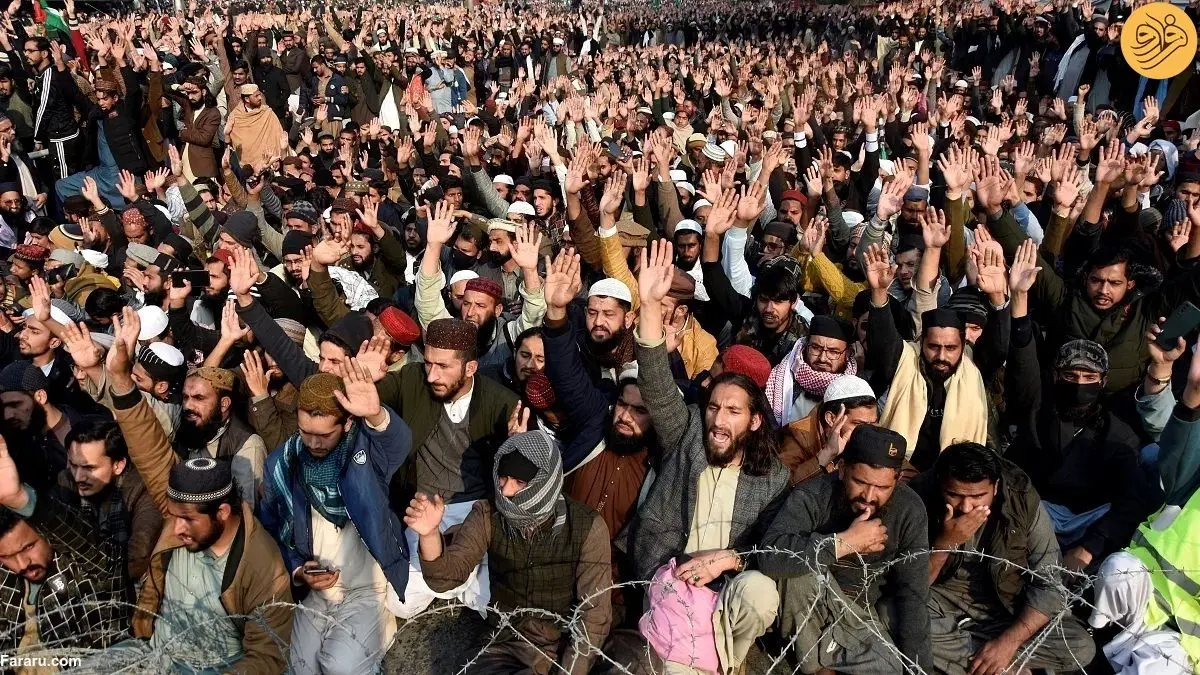(ویدئو) تشییع جنازه یکی از سران سپاه صحابه یک روز پس از ترور