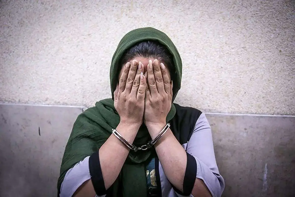 نجات زن بیمار از لانه اسرارآمیز عطار فریبکار