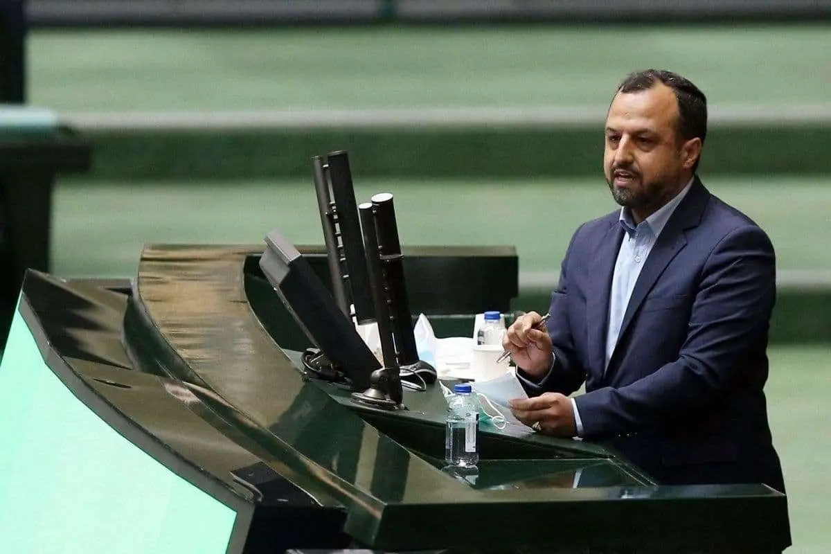 اختلاف بر سر بدهی ۱۰۰ میلیارد دلاری