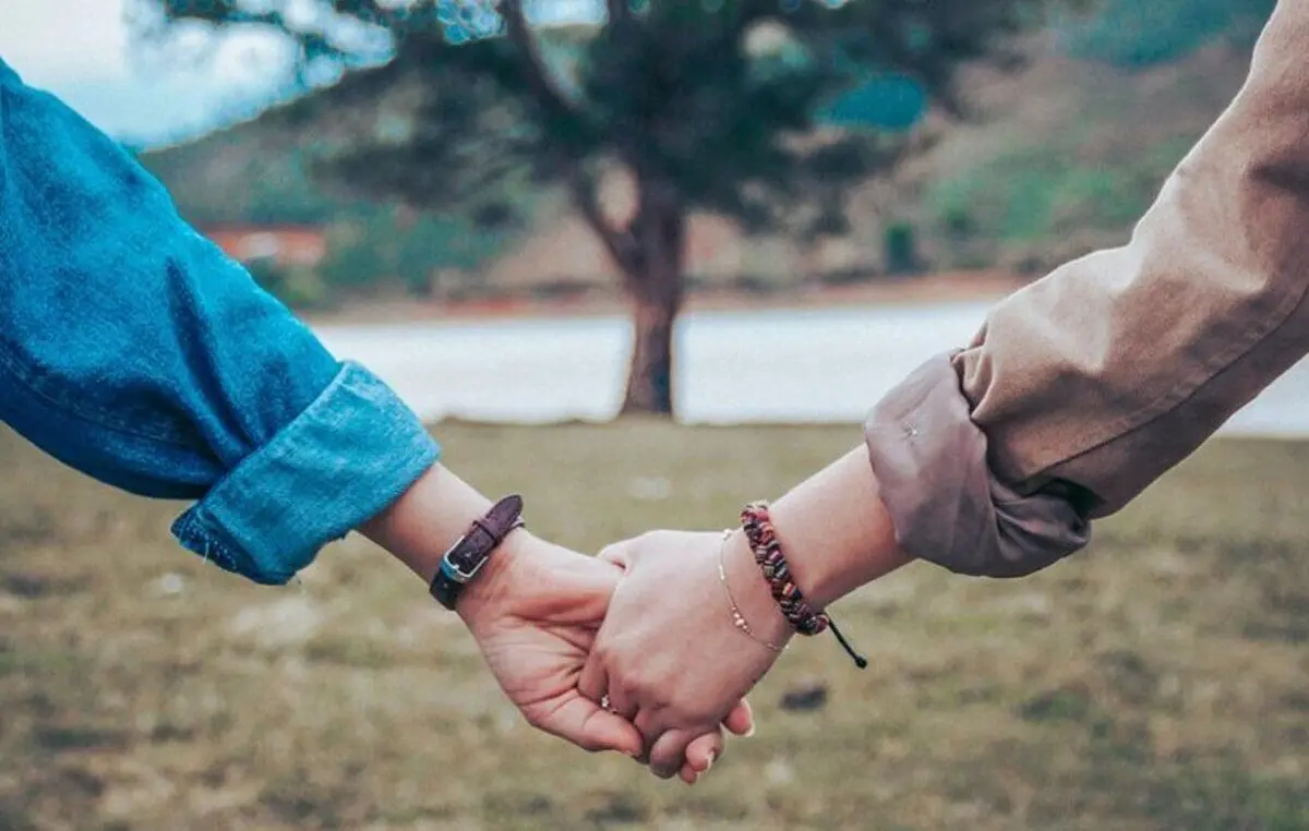 تفال به حافظ پنج شنبه ۲۱ دی ۱۴۰۲؛ غلام نرگس مست تو تاجدارانند...