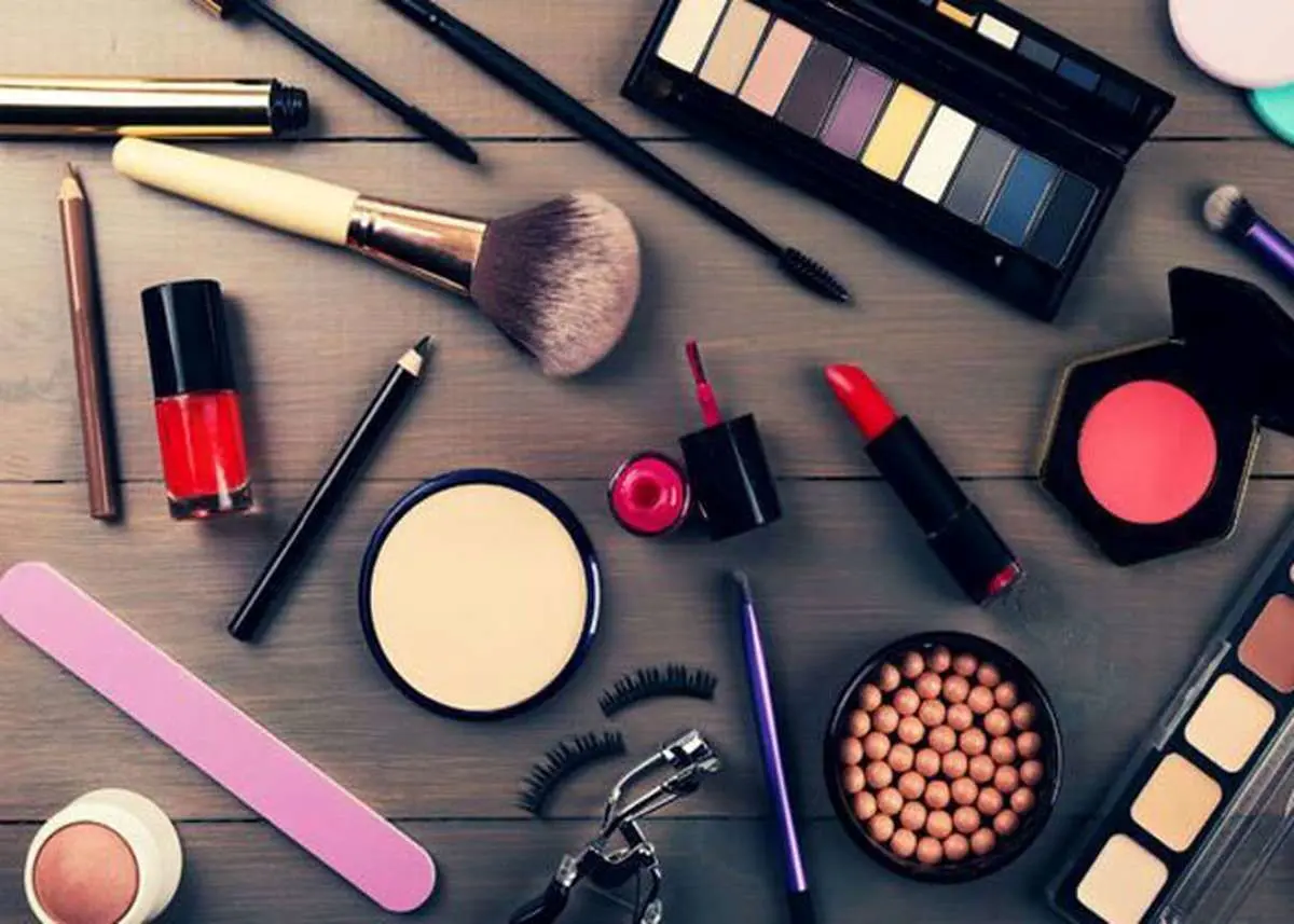 ایرانی‌ها ۵ برابر کشور‌های خاورمیانه لوازم آرایشی و بهداشتی می‌خرند