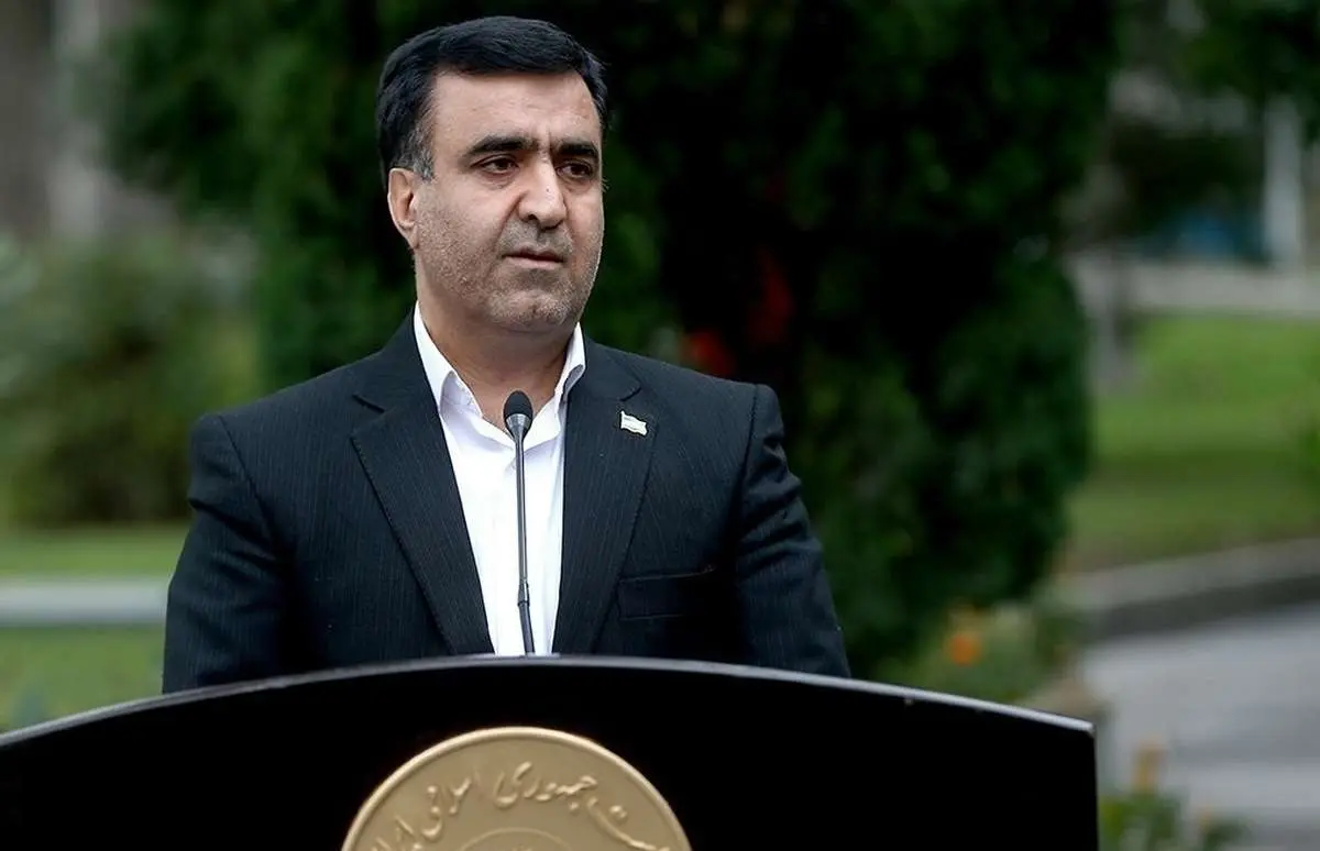 رئیس سازمان محیط زیست: مالچپاشی دریاچه ارومیه کذب است