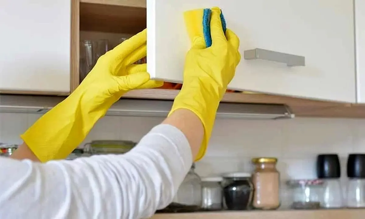 بهترین و ساده‌ترین روش‌های تمیز کردن کابینت
