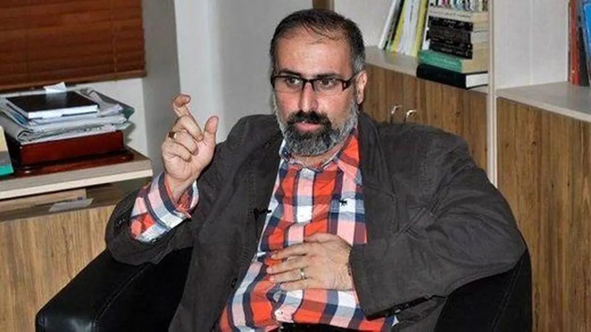 ادعای جنجال برانگیز عبدالرضا داوری درباره محمود احمدی نژاد