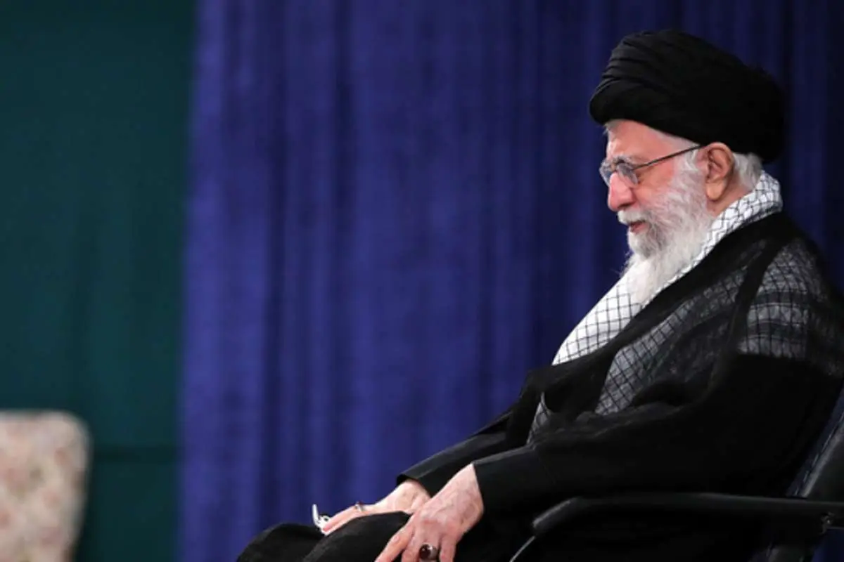 پست عبری صفحۀ رهبر انقلاب: جنایات رژیم صهیونیستی حتی بعد از نابودیاش فراموش نخواهد شد