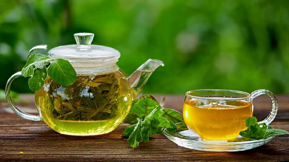 برای درمان سرفه این دمنوش‌ها را بخورید
