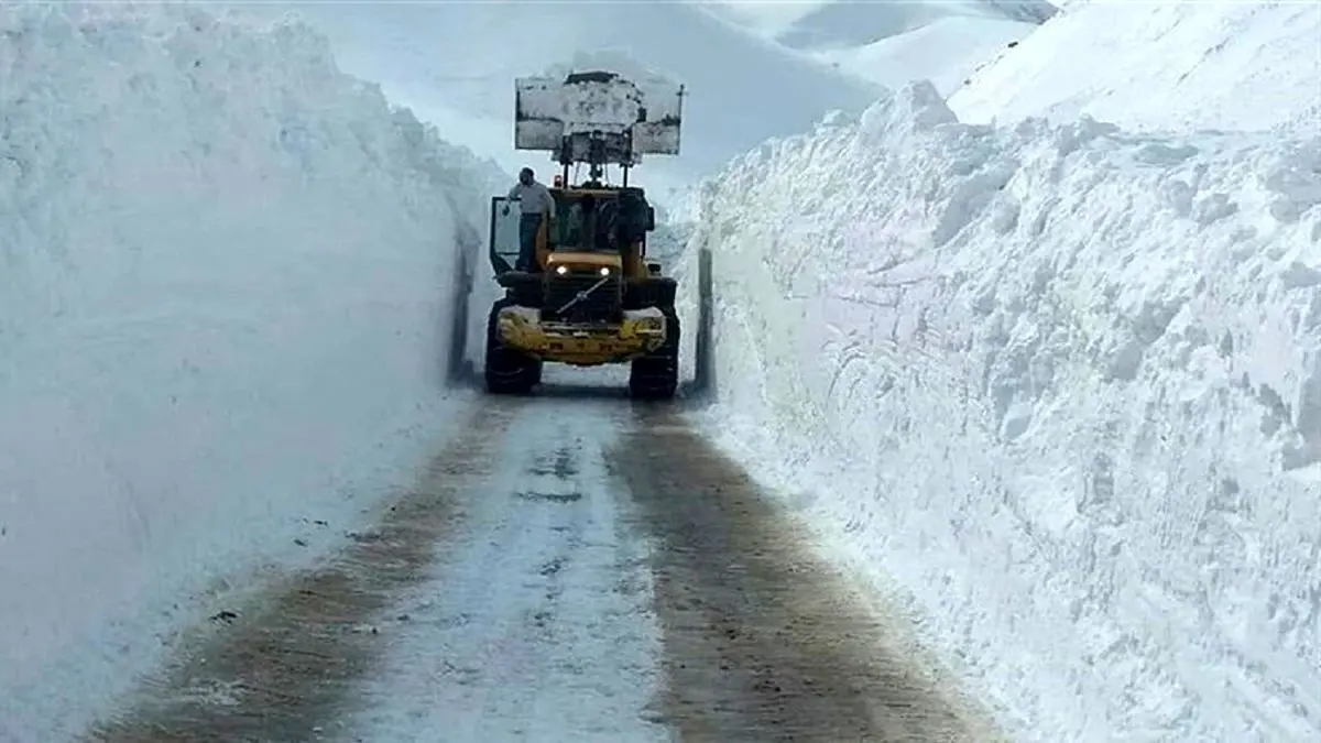 ارتفاع برف در برخی مناطق ایران به ۲ متر رسید