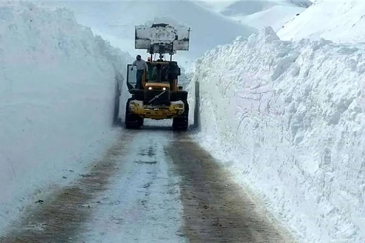 ارتفاع برف در برخی مناطق ایران به ۲ متر رسید