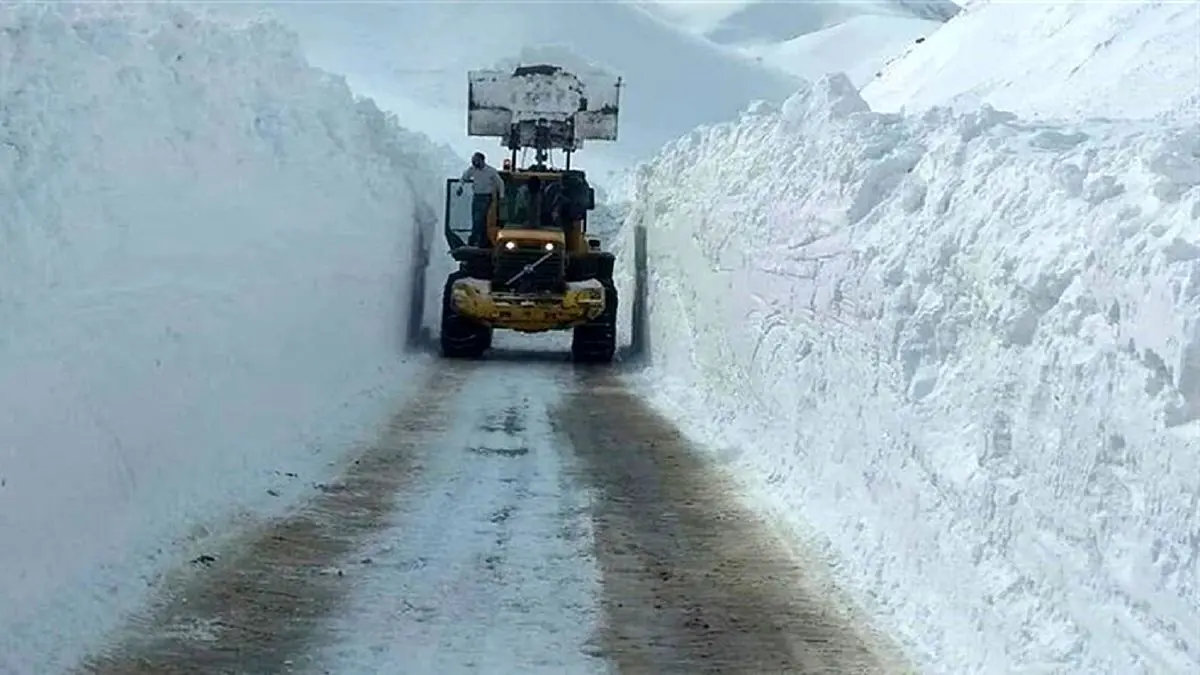 ارتفاع برف در برخی مناطق ایران به ۲ متر رسید