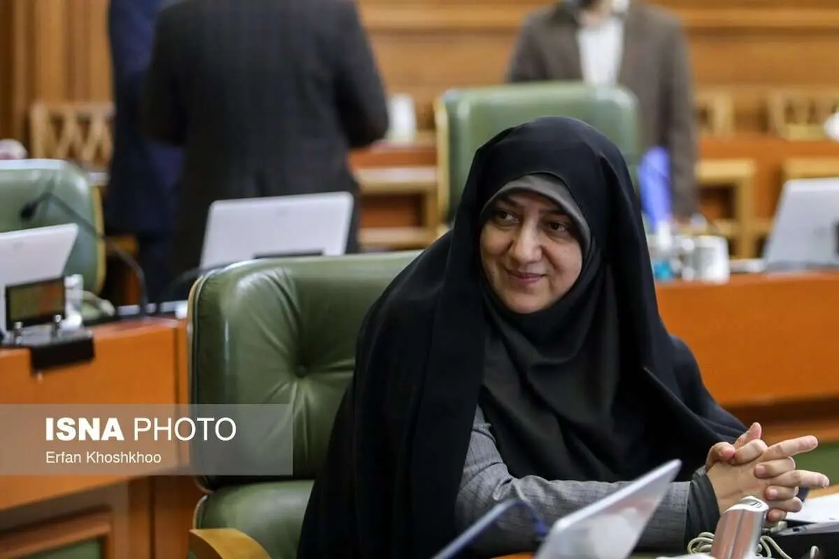 (تصاویر) حاشیههایی از جلسه علنی شورای اسلامی شهر تهران