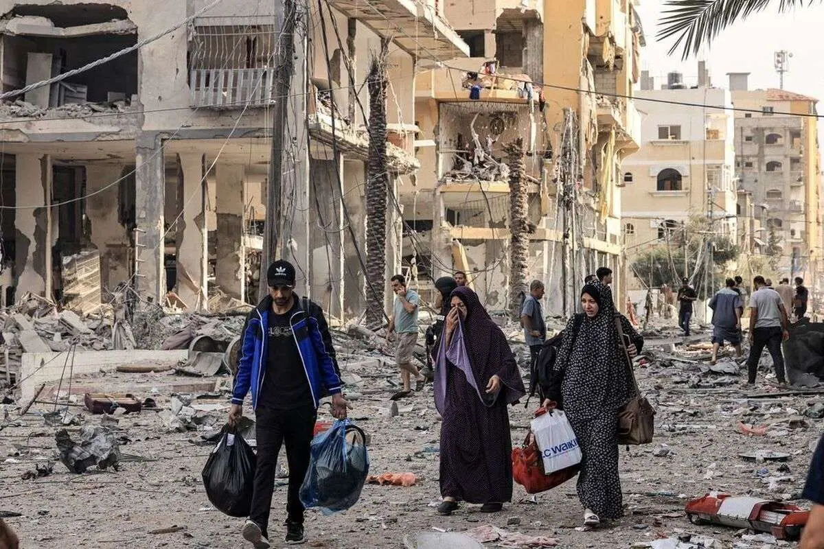 (ویدئو) بازگشت هزاران آواره فلسطینی به مرکز نوار غزه