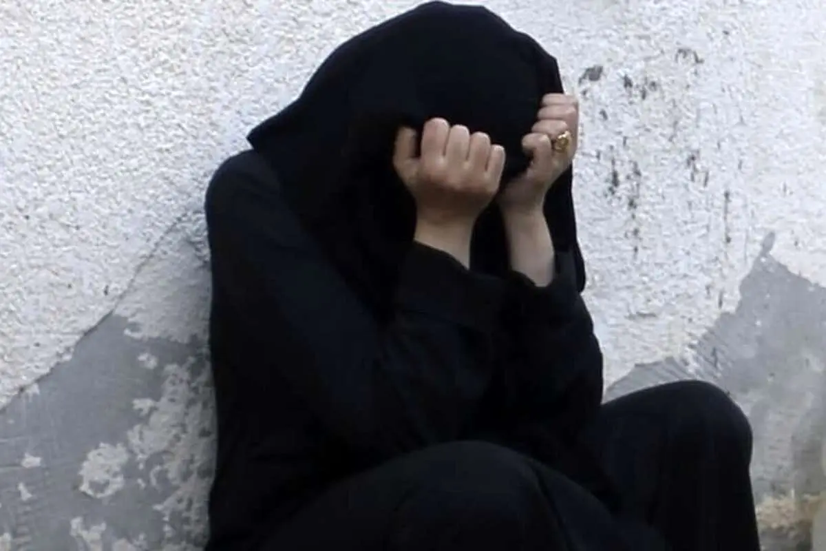 ازدواج دختر ۱۰ ساله با مرد ۵۰ ساله؛ فقط میخواستند یک نانخور کم شود