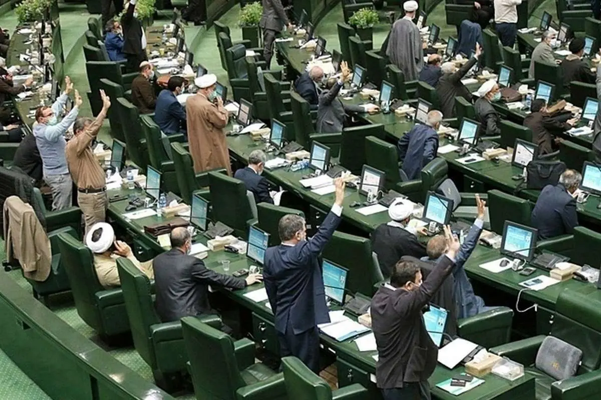 همشهری: مجلس به ۸۰ درصد وعده‌هایش عمل کرده!