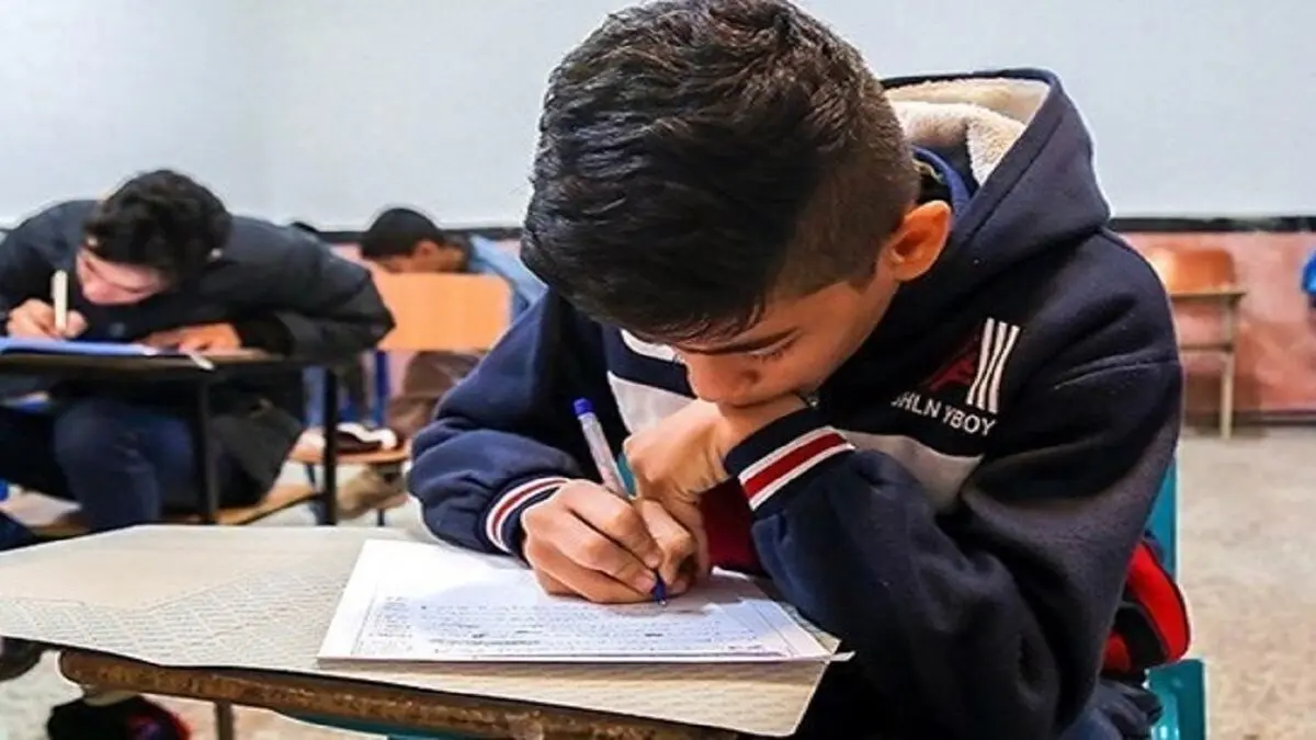 اُفت میانگین نمرات دانش‌آموزان آیا باز هم مقصر دولت‌های پیشین است؟