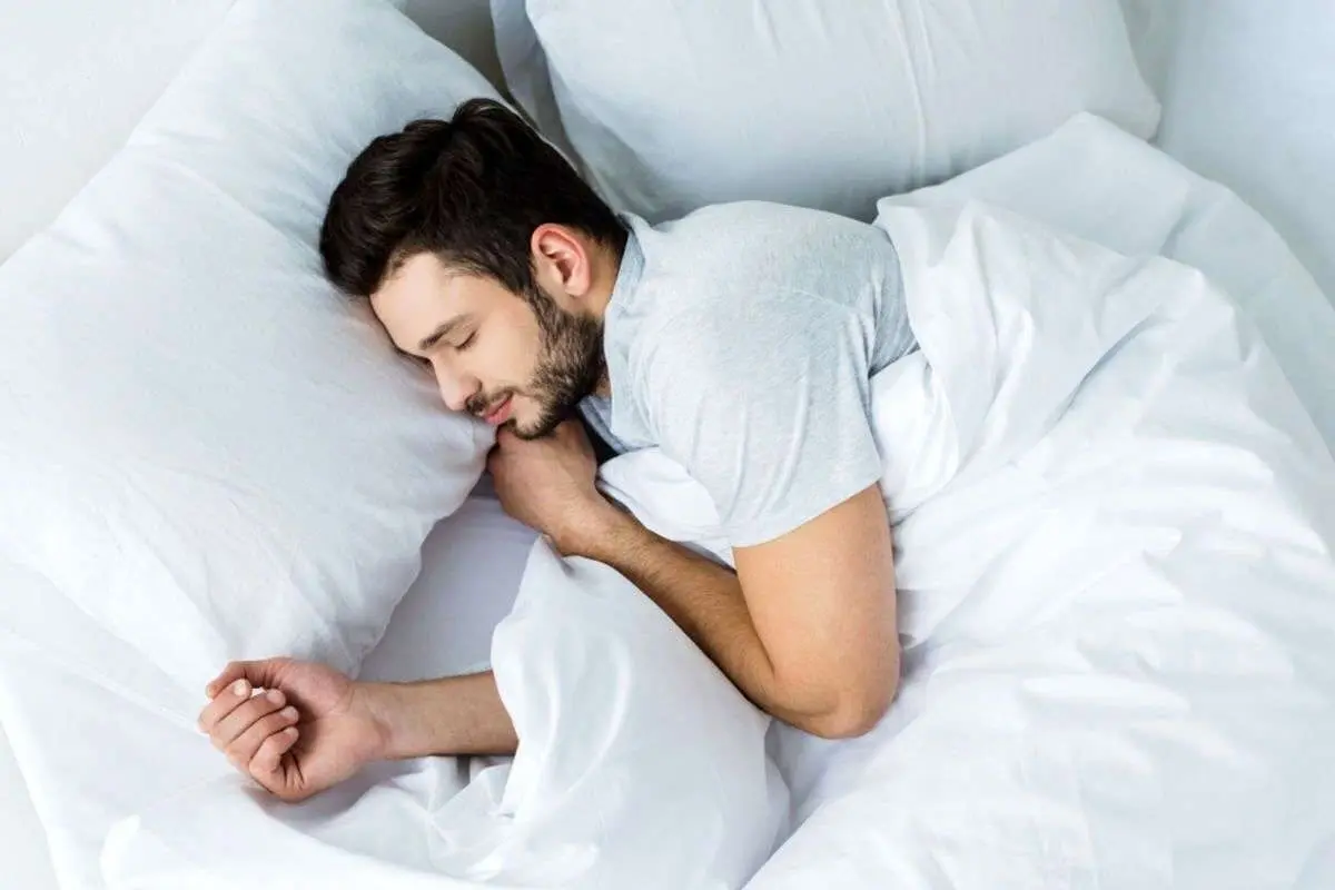 بهترین حالت خوابیدن برای جلوگیری از چین و چروک صورت