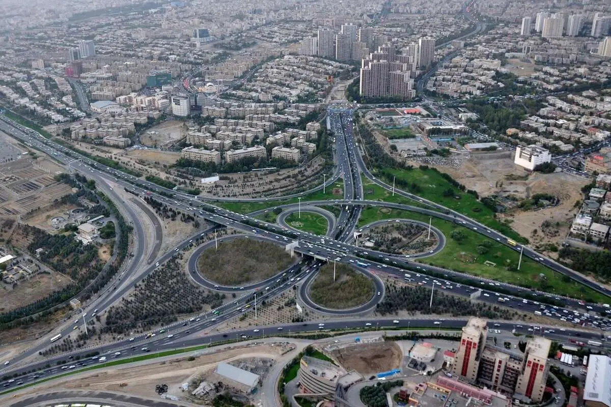 ماجرای«دیوار دزدی» در بزرگراه‌های تهران/ قیمت «دیوار صوتی» بزرگراه‌ها چند؟