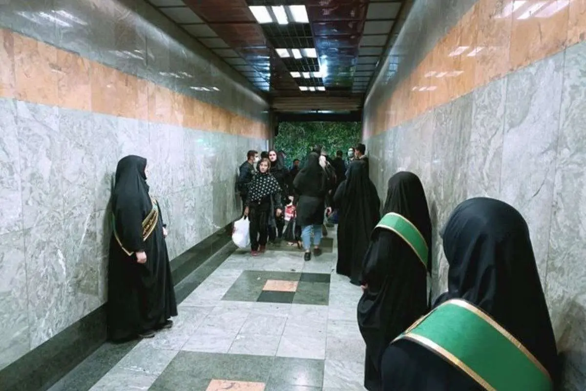 جرمش این بود که اسرار هویدا میکرد