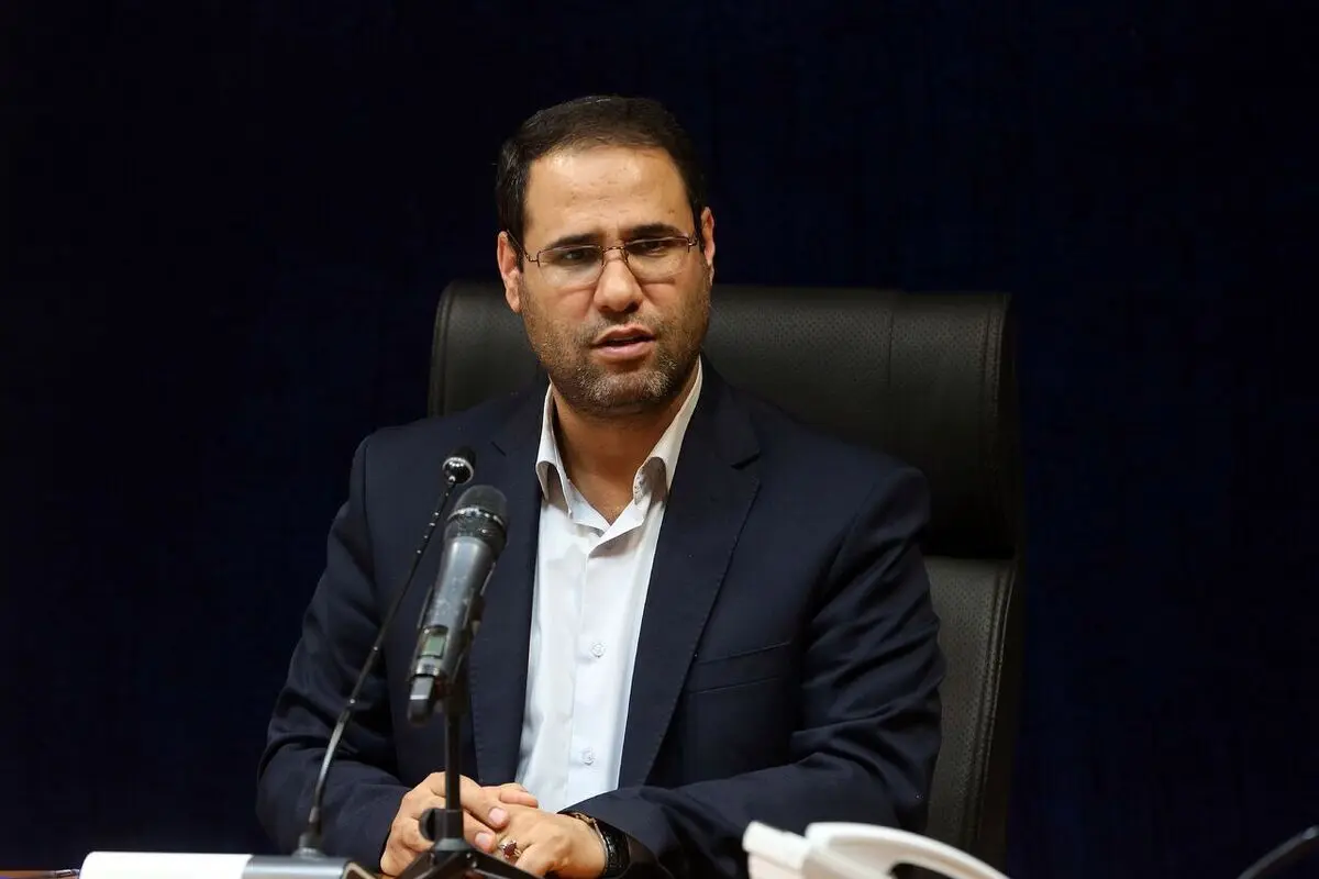 سخنی با وزیر آموزش‌وپرورش؛ آقای وزیر دقت کن!