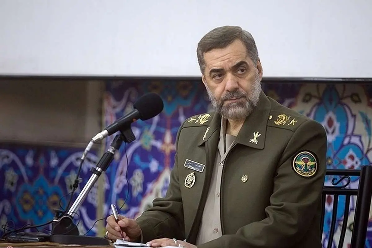 وزیر دفاع: هر زمان لازم باشد از موشکهایمان استفاده میکنیم
